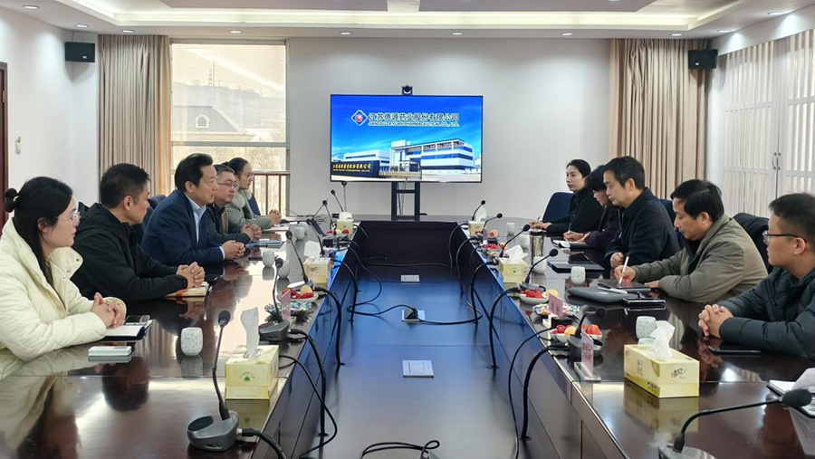 连云港中医药高等职业技术学院校长刘旭光一行来公司调研
